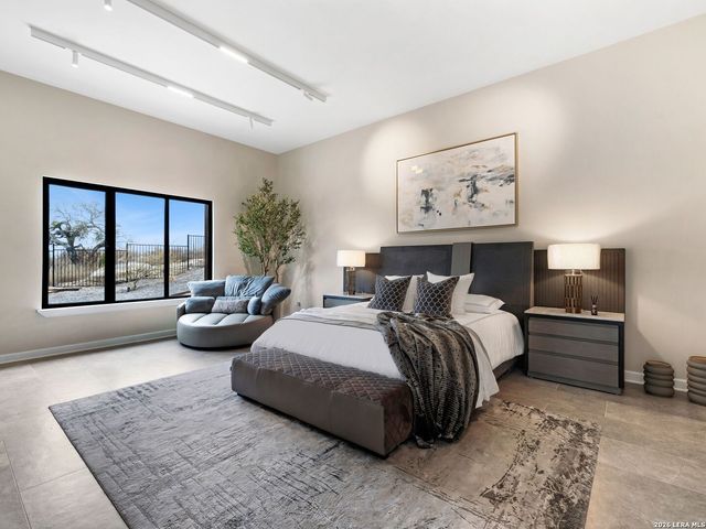 24108 Tres Arroyos, San Antonio, TX 78255