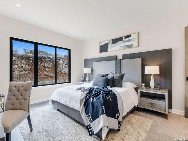 24108 Tres Arroyos, San Antonio, TX 78255