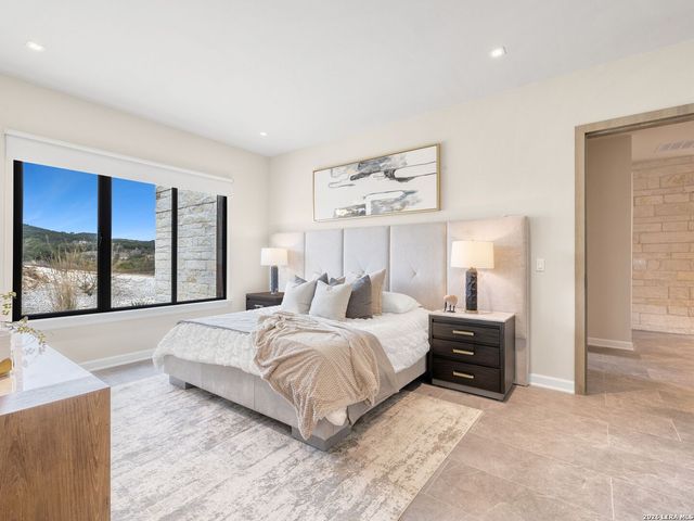 24108 Tres Arroyos, San Antonio, TX 78255