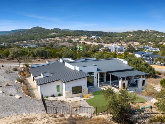 24108 Tres Arroyos, San Antonio, TX 78255