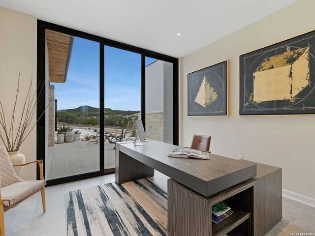 24108 Tres Arroyos, San Antonio, TX 78255