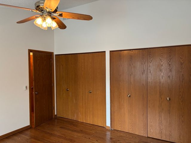 1015 Braemoor Drive 1015B, Downers Grove, IL 60515