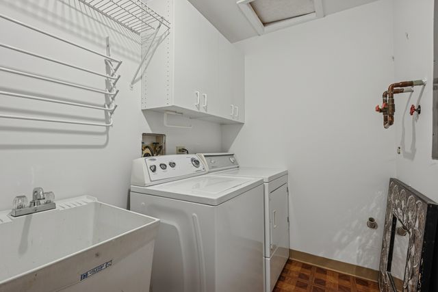 1015 Braemoor Drive 1015B, Downers Grove, IL 60515