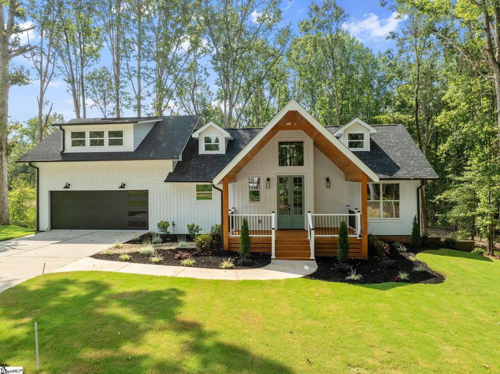 209 Gerald Drive, Simpsonville, SC 29681