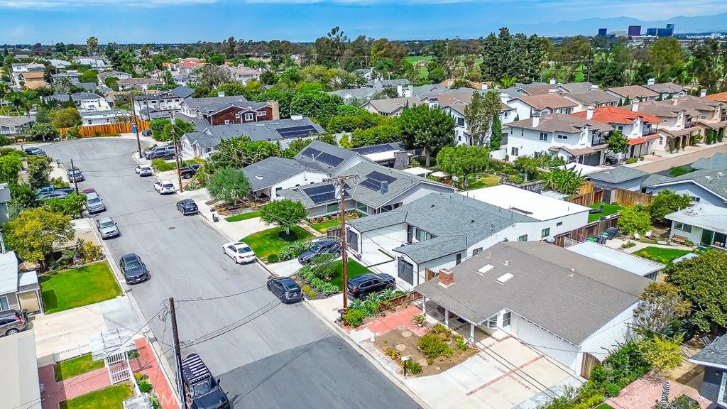 278 Santo Tomas, Costa Mesa, CA 92627 — photo 3