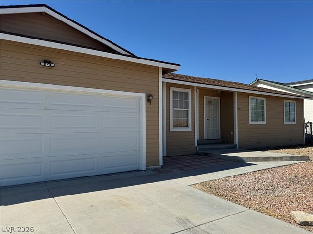 851 Lone Pine Road, Pahrump, NV 89048