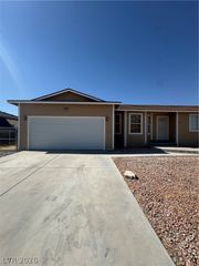 851 Lone Pine Road, Pahrump, NV 89048