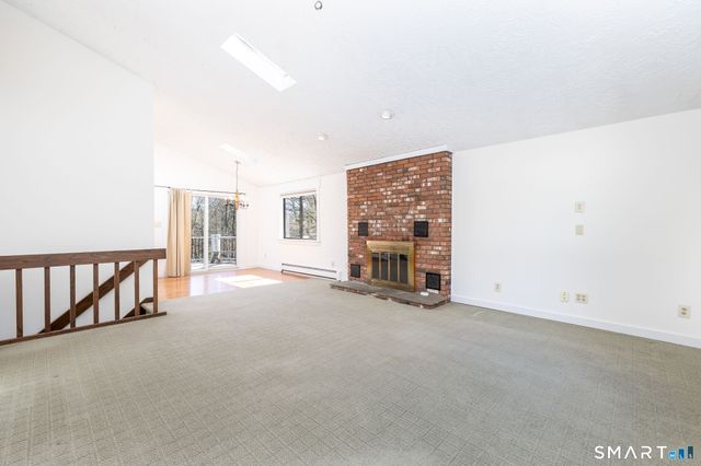 20 West Lakeview Drive, Granby, CT 06035