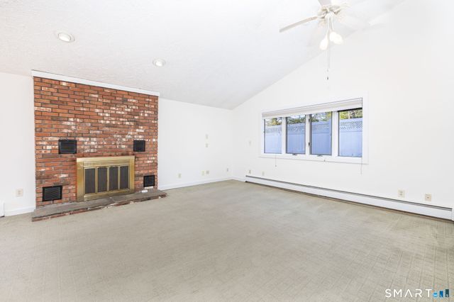 20 West Lakeview Drive, Granby, CT 06035