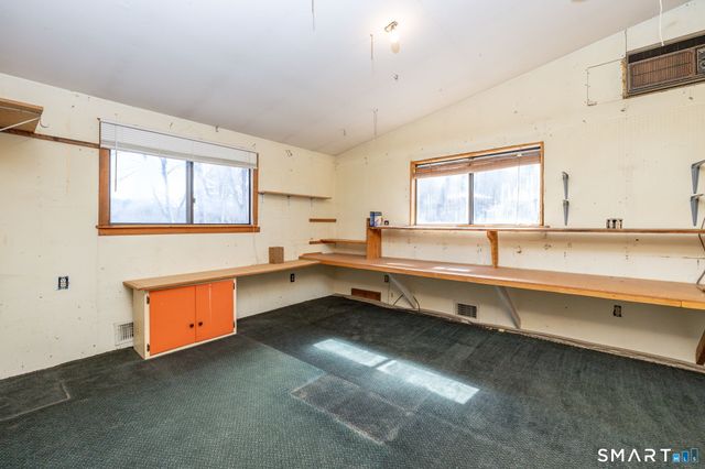 20 West Lakeview Drive, Granby, CT 06035