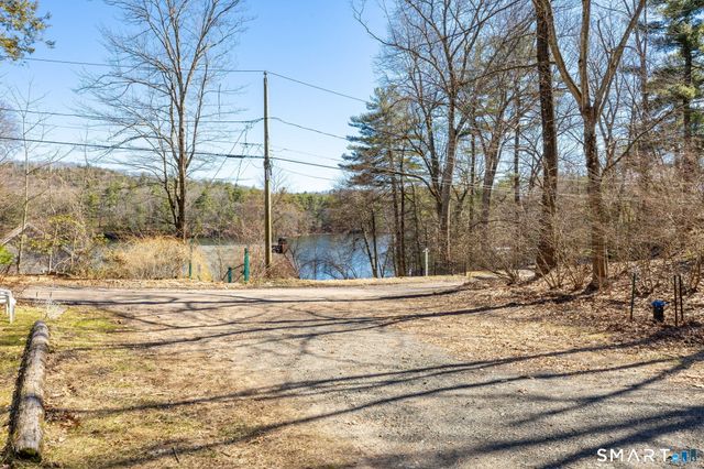 20 West Lakeview Drive, Granby, CT 06035