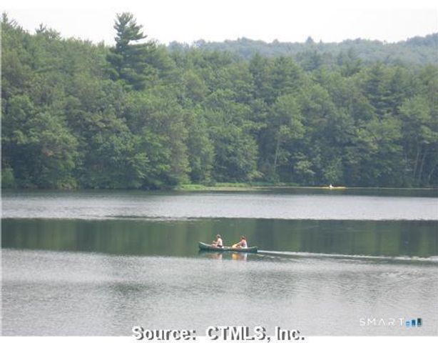 20 West Lakeview Drive, Granby, CT 06035