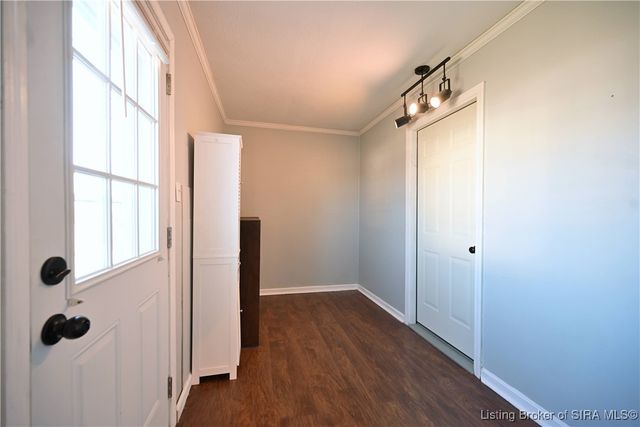 2515 Bishop Circle, Jeffersonville, IN 47130