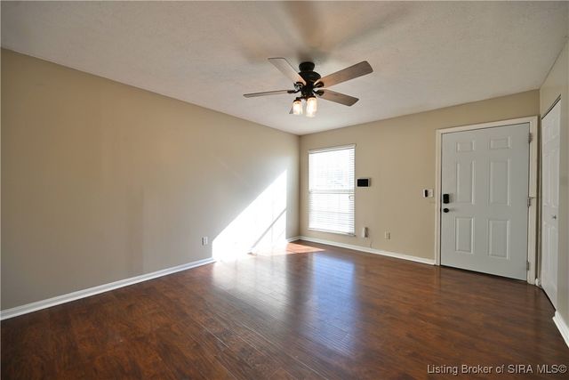 2515 Bishop Circle, Jeffersonville, IN 47130