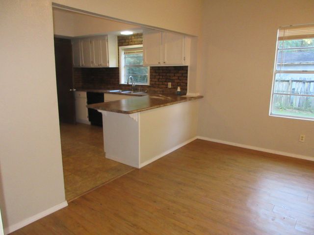 1021 Scarpengo Road, Shreveport, LA 71107