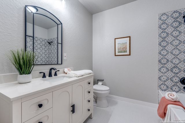 140 harmon, San Antonio, TX 78209