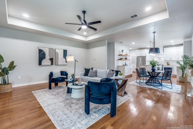 140 harmon, San Antonio, TX 78209