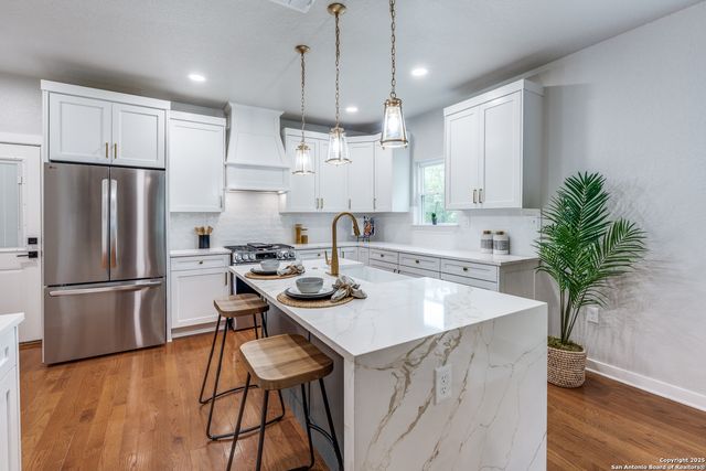 140 harmon, San Antonio, TX 78209