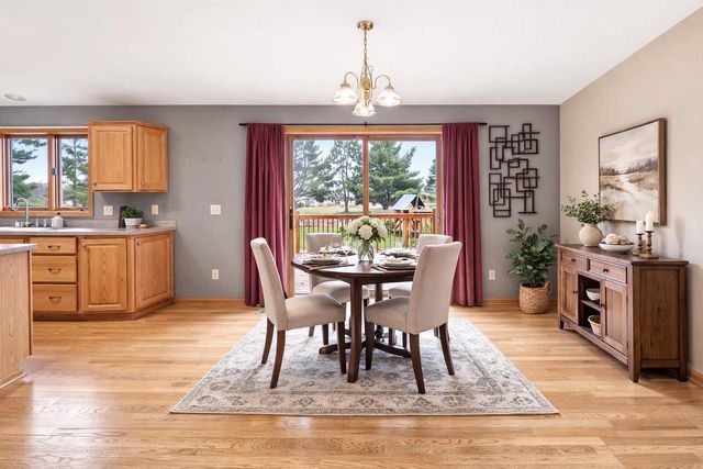 2734 Brooks Ridge Drive, Sun Prairie, WI 53590