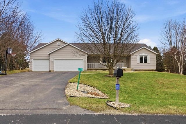 2734 Brooks Ridge Drive, Sun Prairie, WI 53590