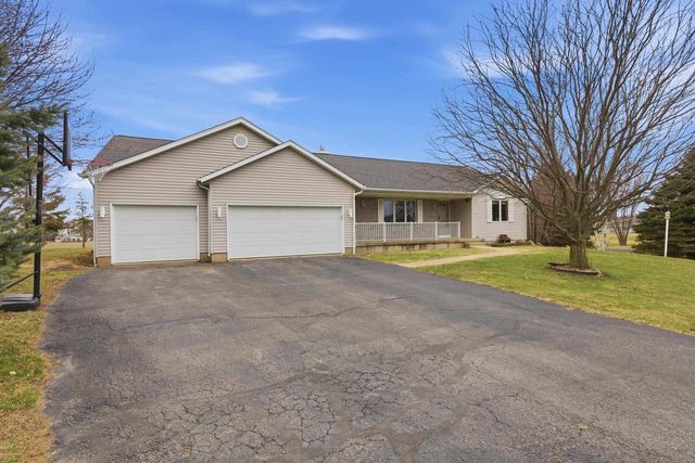 2734 Brooks Ridge Drive, Sun Prairie, WI 53590