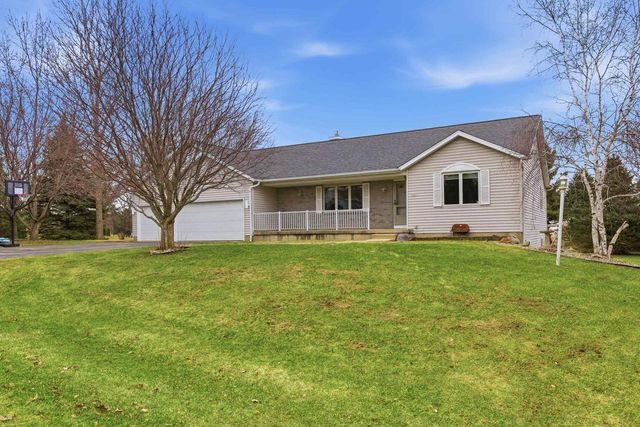 2734 Brooks Ridge Drive, Sun Prairie, WI 53590