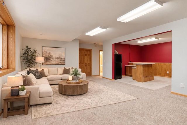 2734 Brooks Ridge Drive, Sun Prairie, WI 53590