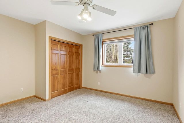 2734 Brooks Ridge Drive, Sun Prairie, WI 53590