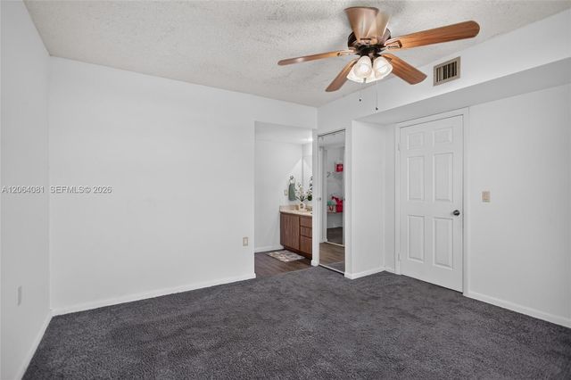 1713 Whitehall Drive 306, Davie, FL 33324