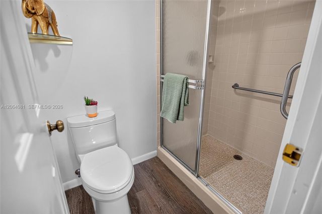1713 Whitehall Drive 306, Davie, FL 33324