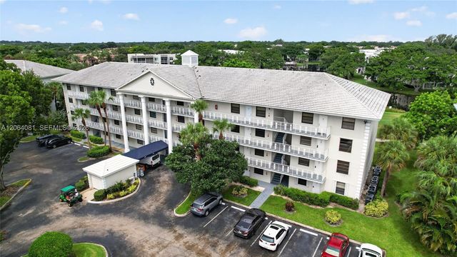 1713 Whitehall Drive 306, Davie, FL 33324