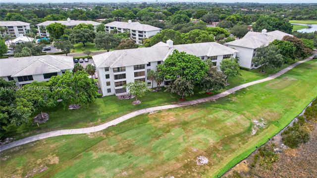 1713 Whitehall Drive 306, Davie, FL 33324