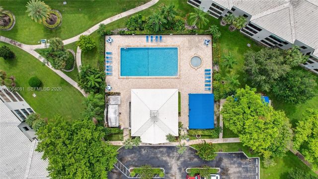 1713 Whitehall Drive 306, Davie, FL 33324