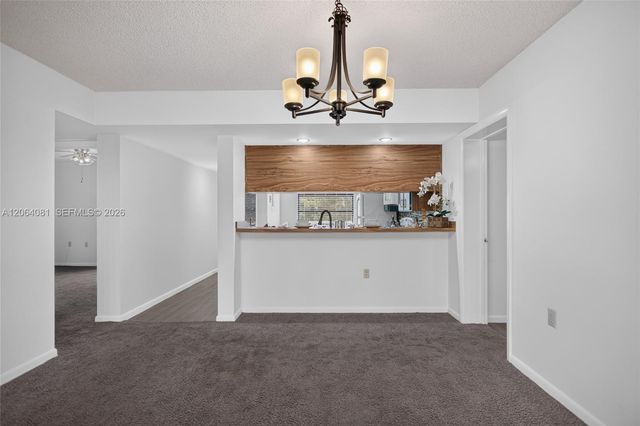 1713 Whitehall Drive 306, Davie, FL 33324