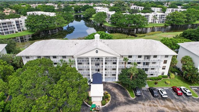 1713 Whitehall Drive 306, Davie, FL 33324