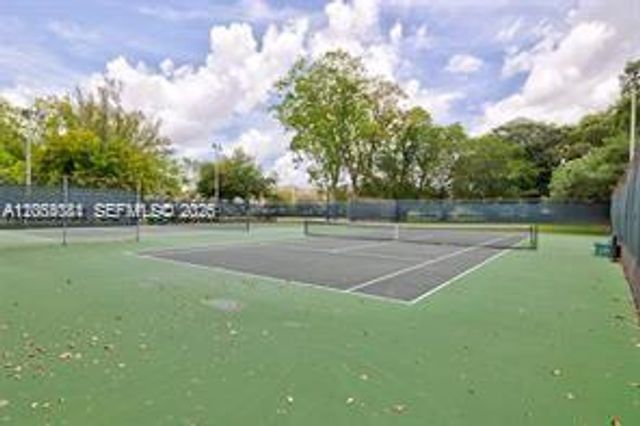 1713 Whitehall Drive 306, Davie, FL 33324