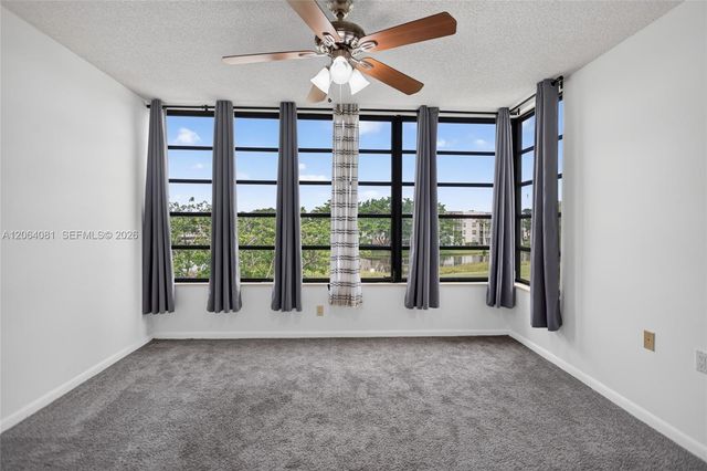 1713 Whitehall Drive 306, Davie, FL 33324
