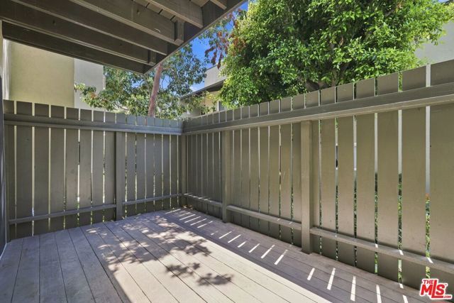 4812 Hollow Corner Road 151, Culver City, CA 90230