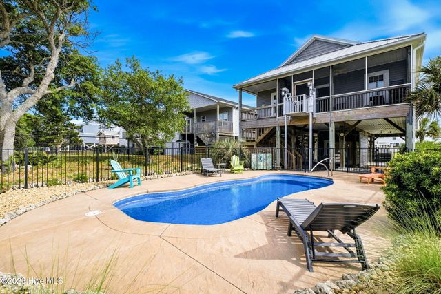 3702 E Dolphin Drive, Oak Island, NC 28465