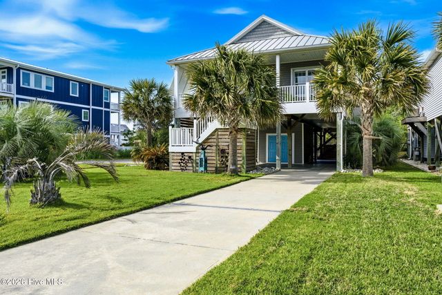 3702 E Dolphin Drive, Oak Island, NC 28465