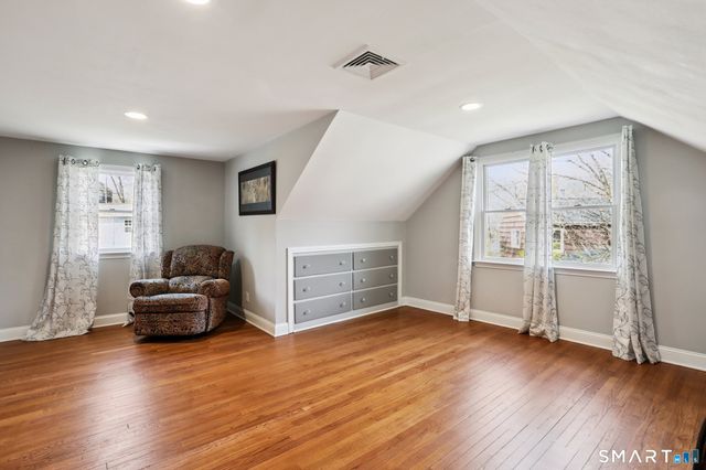 4 Candlewood Road, New Fairfield, CT 06812