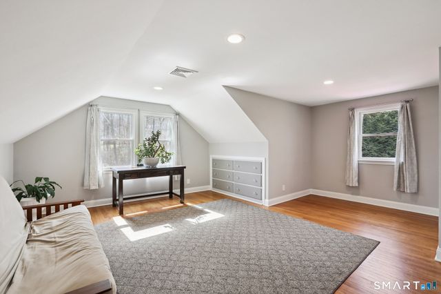 4 Candlewood Road, New Fairfield, CT 06812