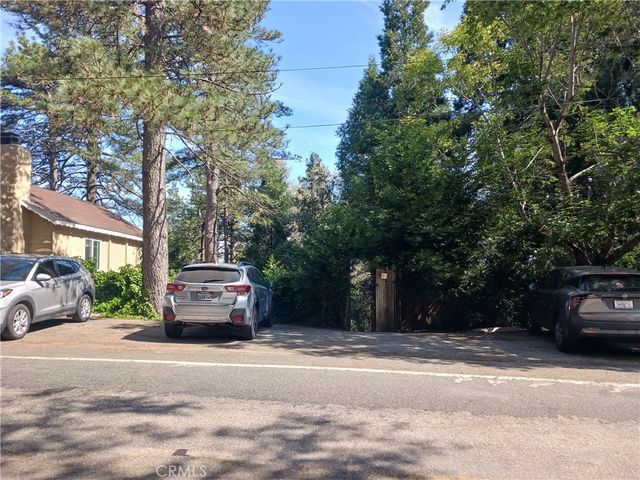23304 Crest Forest, Crestline, CA 92325