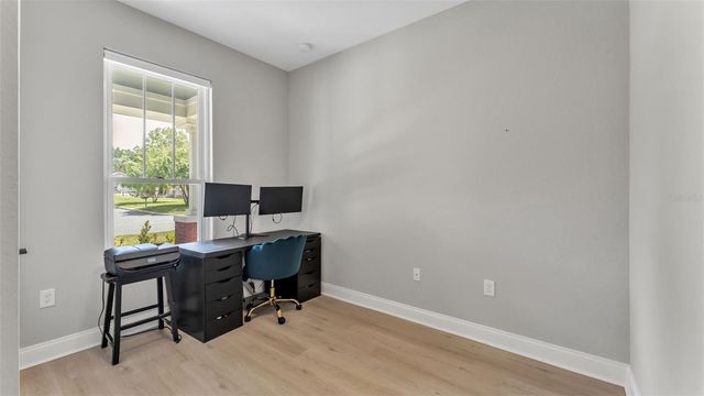 1221 KING AVENUE, Lakeland, FL 33803