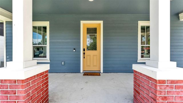 1221 KING AVENUE, Lakeland, FL 33803