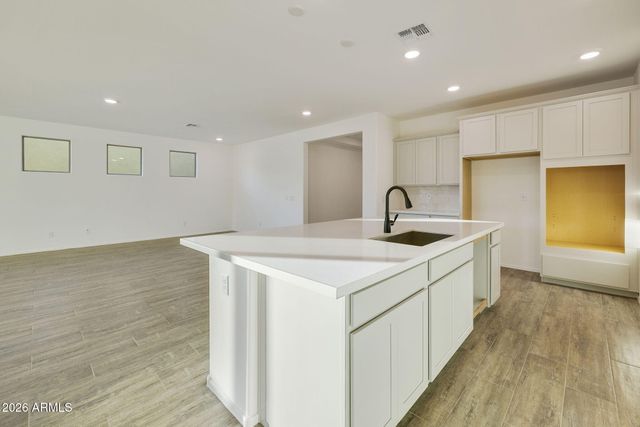 4933 W CAPISTRANO Avenue, Laveen, AZ 85339