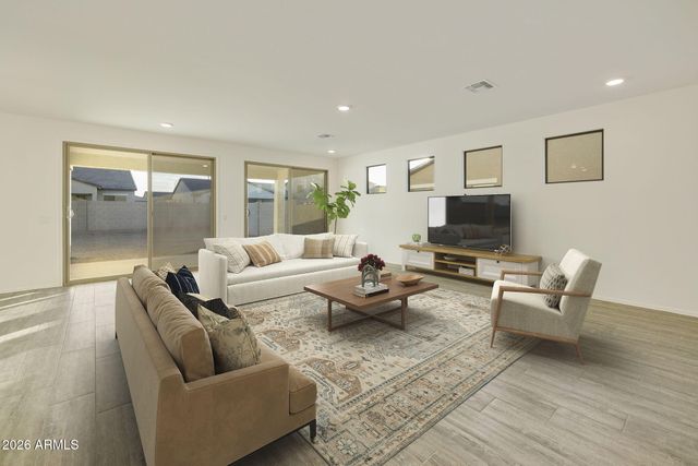 4933 W CAPISTRANO Avenue, Laveen, AZ 85339