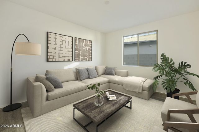 4933 W CAPISTRANO Avenue, Laveen, AZ 85339