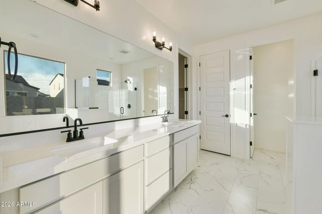 4933 W CAPISTRANO Avenue, Laveen, AZ 85339