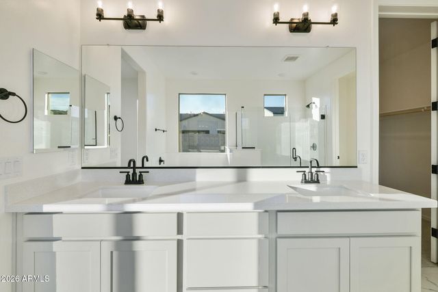 4933 W CAPISTRANO Avenue, Laveen, AZ 85339